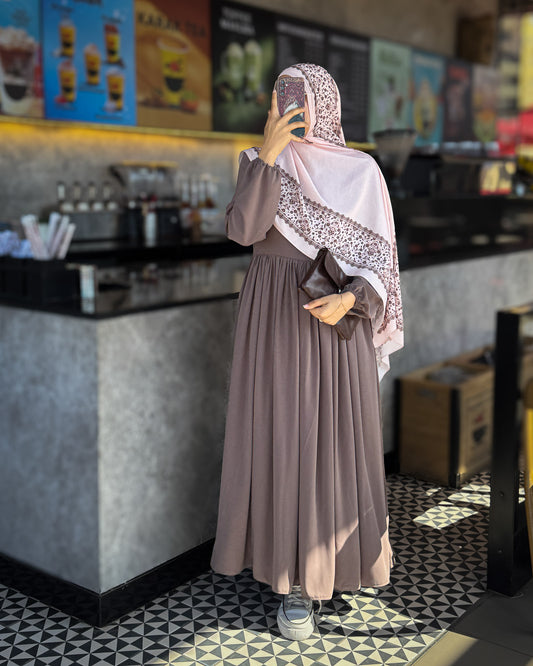 Hadiyah | Layan Blush Pink & Espresso Hijab