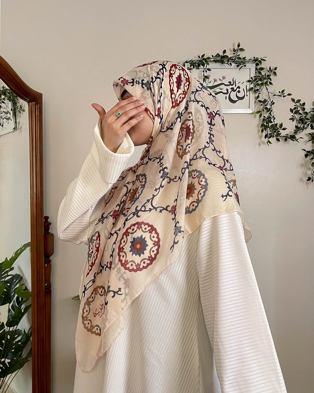 Side profile showcasing the elegant, non-slip drape and sophisticated daily style of the Andalusia premium gauze hijab for modern women.