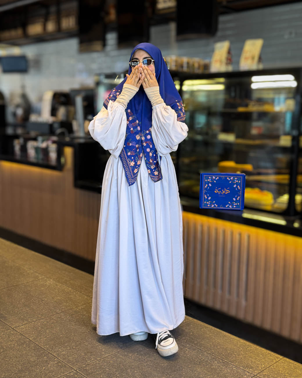 طرحة شيفون ملكي فاخرة متوفرة للشحن الدولي لمصر والسعودية والإمارات - براند هادية
Premium Royal Chiffon Hijab - Worldwide Shipping to Egypt, KSA, and UAE by Hadiyah